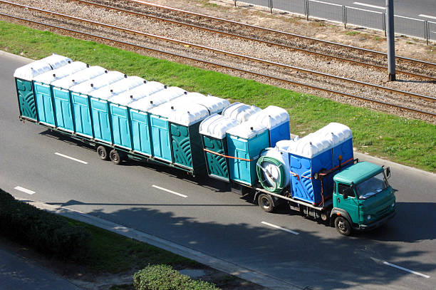 Best Porta potty delivery and setup  in Indnola, IA